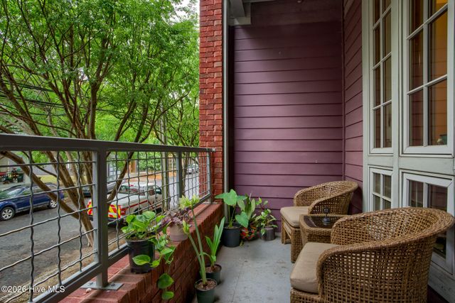 801 N 4th Street Apt 204, Wilmington, NC 28401