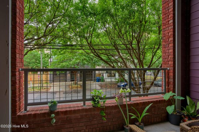 801 N 4th Street Apt 204, Wilmington, NC 28401