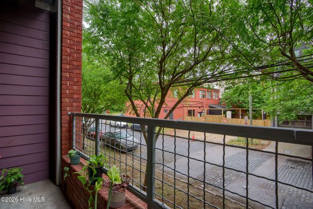 801 N 4th Street Apt 204, Wilmington, NC 28401