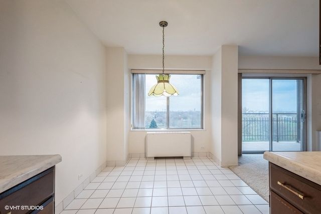 7033 N Kedzie Avenue 1707, Chicago, IL 60645