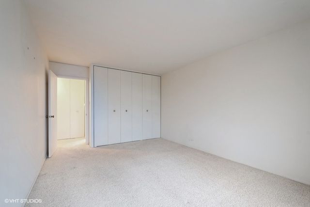 7033 N Kedzie Avenue 1707, Chicago, IL 60645