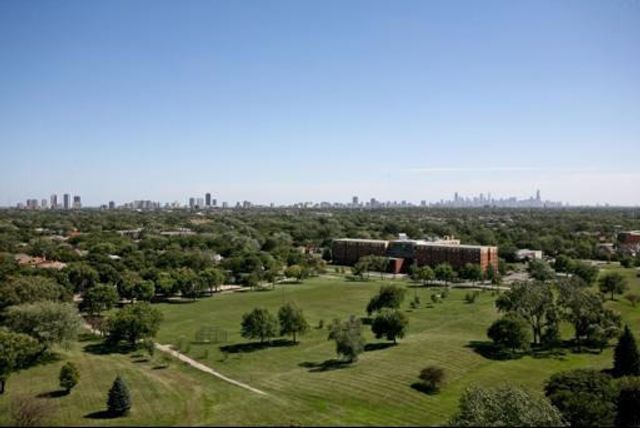 7033 N Kedzie Avenue 1707, Chicago, IL 60645