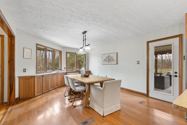 4134 Harlem Road, Galena, OH 43021