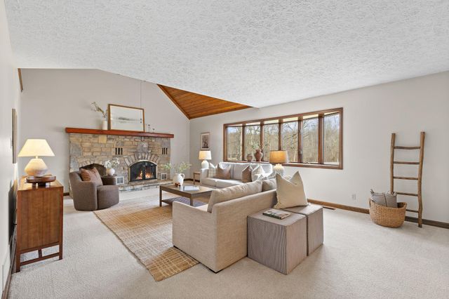 4134 Harlem Road, Galena, OH 43021