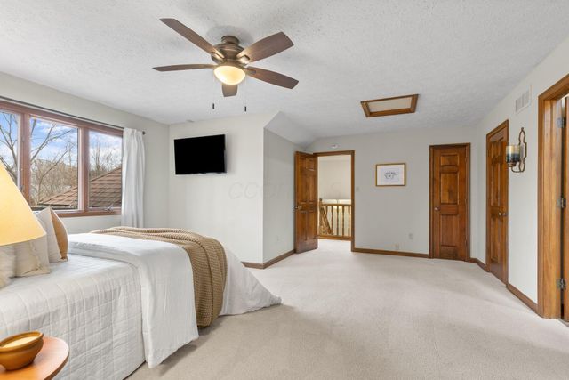 4134 Harlem Road, Galena, OH 43021