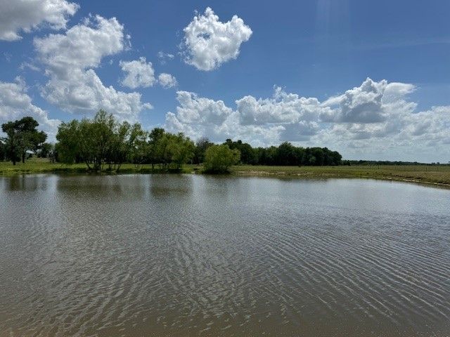 600 Barnes Road, Mabank, TX 75147
