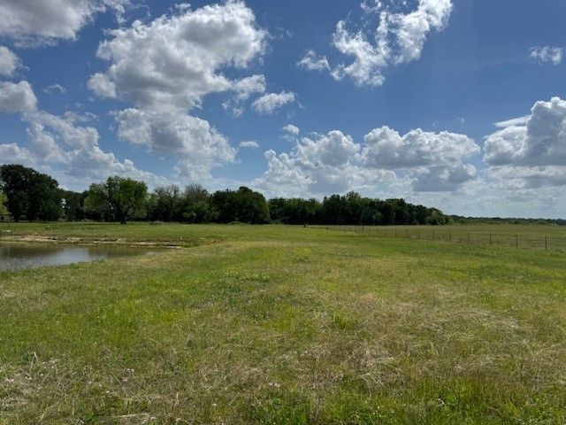 600 Barnes Road, Mabank, TX 75147
