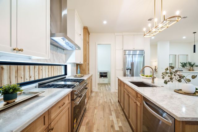 5836 Kenwood Avenue, Dallas, TX 75206