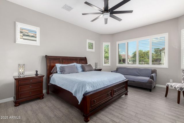 402 N QUESTA Trail, Casa Grande, AZ 85194