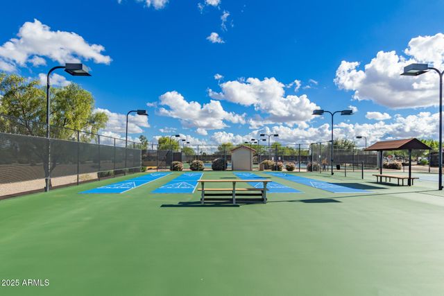 402 N QUESTA Trail, Casa Grande, AZ 85194