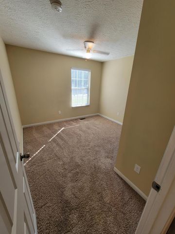 26 Nicholson Avenue, Walton, KY 41094