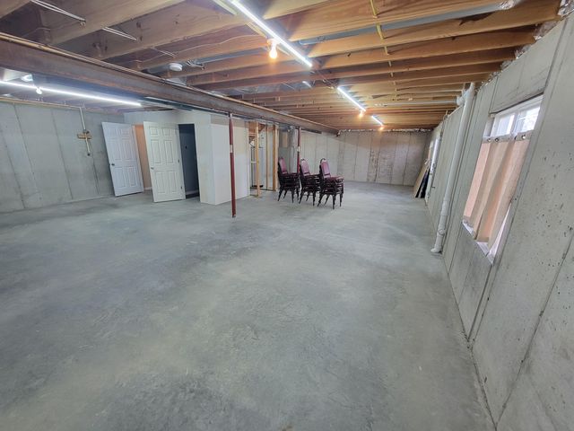 26 Nicholson Avenue, Walton, KY 41094