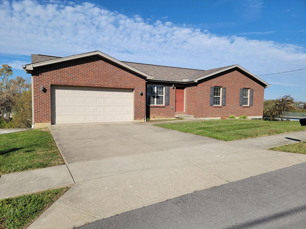 26 Nicholson Avenue, Walton, KY 41094