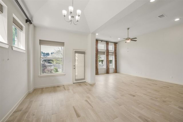 139 Trillium Park Loop, Conroe, TX 77304