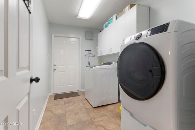 924 N College Boulevard, Lynn Haven, FL 32444