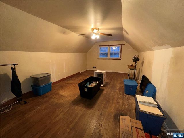 250 Stuyvesant Road, Teaneck, NJ 07666