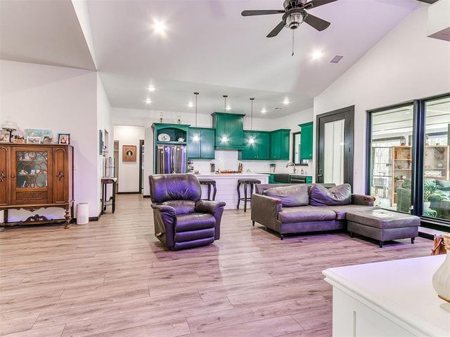 5470 E Rock Creek Road, Norman, OK 73026