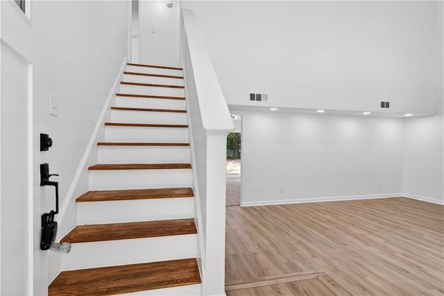 170 Kipling Way, Riverdale, GA 30274