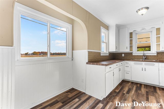 18890 W Howard City-Edmore, Howard City, MI 49329