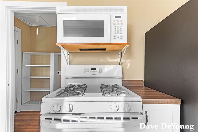 18890 W Howard City-Edmore, Howard City, MI 49329