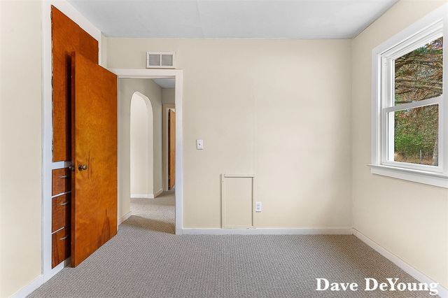 18890 W Howard City-Edmore, Howard City, MI 49329