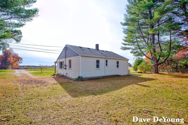 18890 W Howard City-Edmore, Howard City, MI 49329