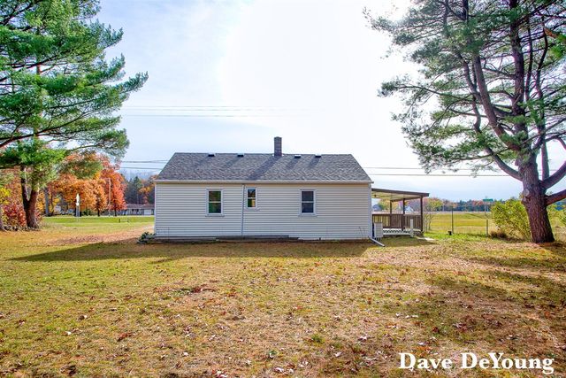 18890 W Howard City-Edmore, Howard City, MI 49329