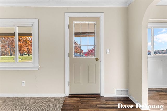 18890 W Howard City-Edmore, Howard City, MI 49329