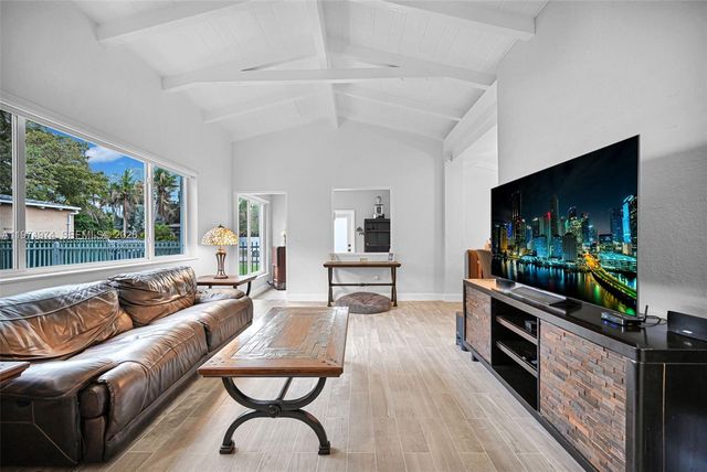 1021 NE 82nd Ter, Miami, FL 33138