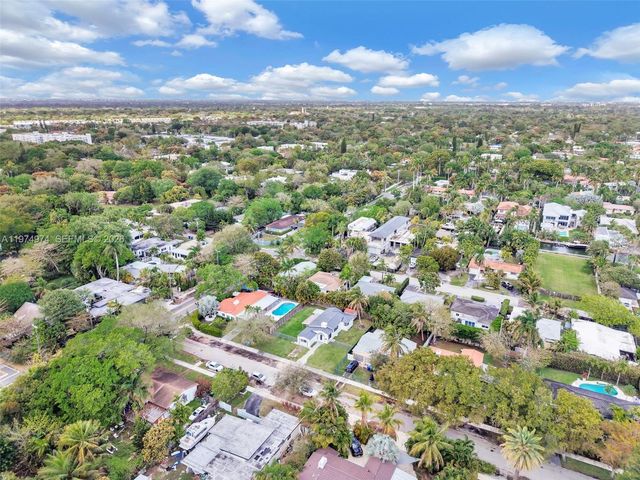 1021 NE 82nd Ter, Miami, FL 33138