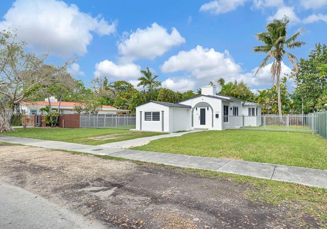 1021 NE 82nd Ter, Miami, FL 33138