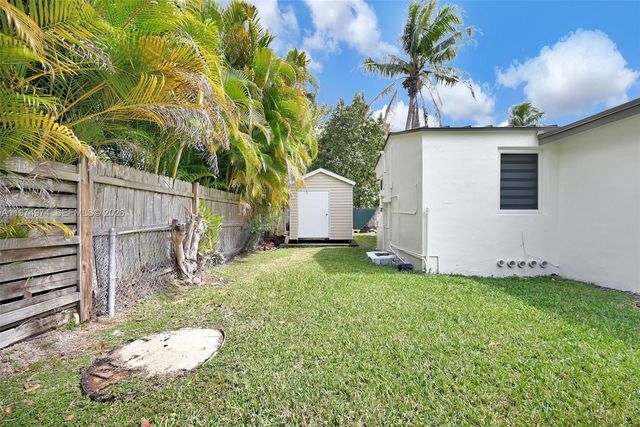 1021 NE 82nd Ter, Miami, FL 33138