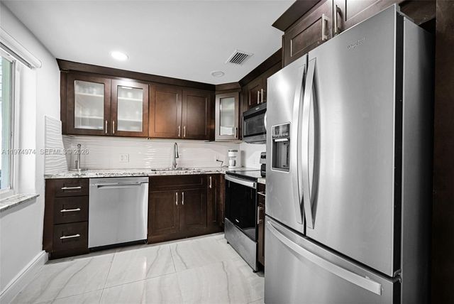 1021 NE 82nd Ter, Miami, FL 33138