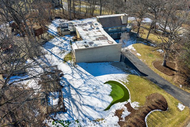 431 Maplewood Drive, Barrington, IL 60010