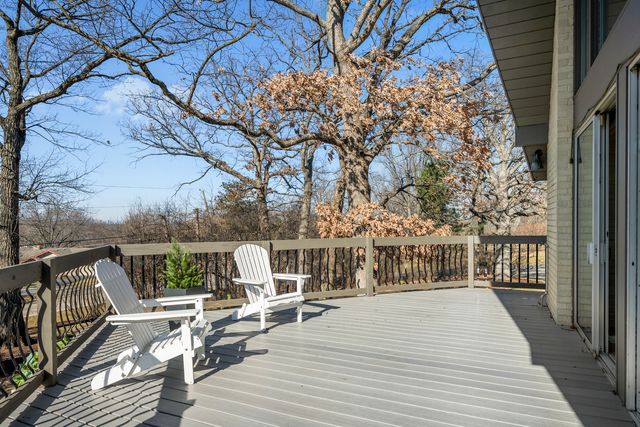 431 Maplewood Drive, Barrington, IL 60010