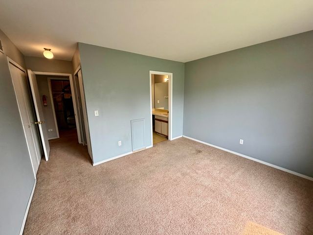 325 Briarcrest Drive, Ann Arbor, MI 48104