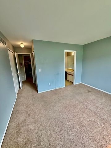 325 Briarcrest Drive, Ann Arbor, MI 48104