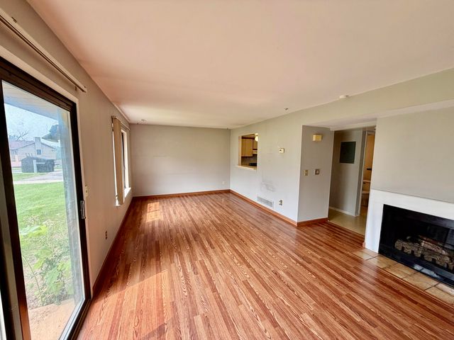325 Briarcrest Drive, Ann Arbor, MI 48104