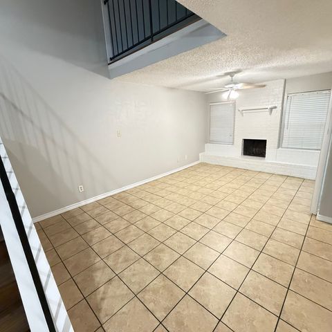 818 Saint Andrews Court, Garland, TX 75043