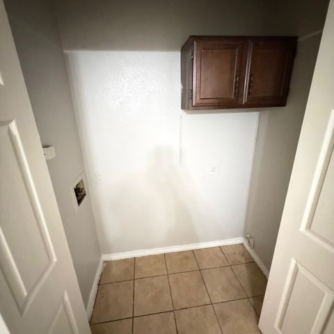 818 Saint Andrews Court, Garland, TX 75043