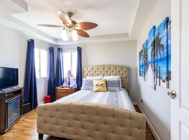 2414 Avenue P, San Leon, TX 77539