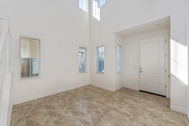 8444 Vila Gale Way, Elk Grove, CA 95757