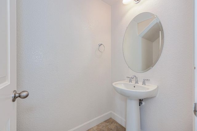 8444 Vila Gale Way, Elk Grove, CA 95757