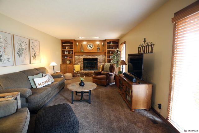 15205 Dayton Street, Omaha, NE 68137