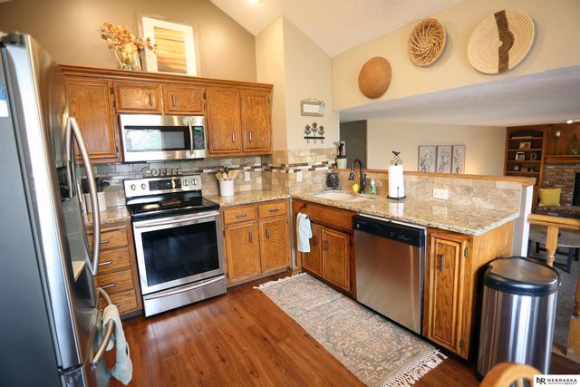 15205 Dayton Street, Omaha, NE 68137