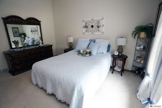15205 Dayton Street, Omaha, NE 68137