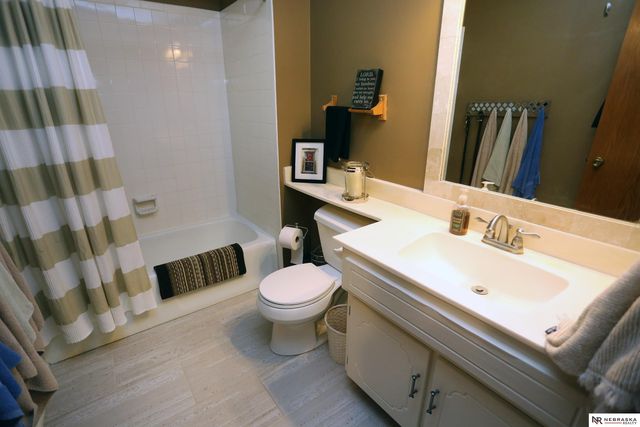 15205 Dayton Street, Omaha, NE 68137