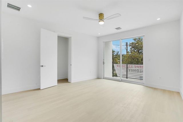 1129 NE 18 Court 1129, Fort Lauderdale, FL 33305