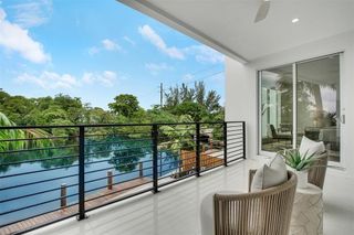 1129 NE 18 Court 1129, Fort Lauderdale, FL 33305