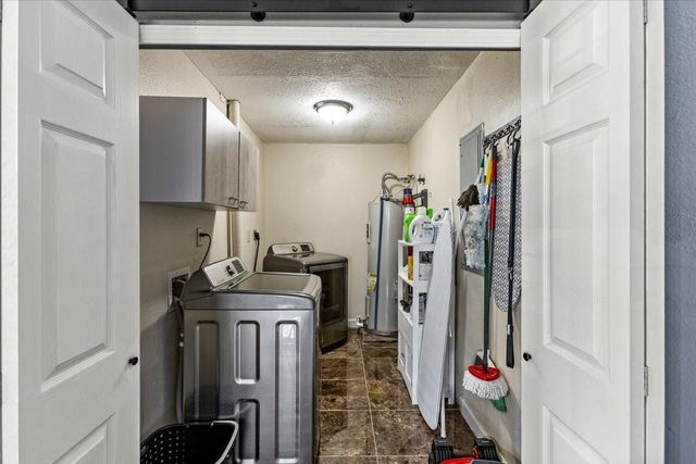 3201 Avenue F, Dickinson, TX 77539